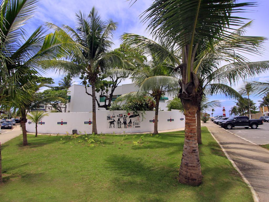 Farol De Itapua Praia Hotel Salvador Exterior photo